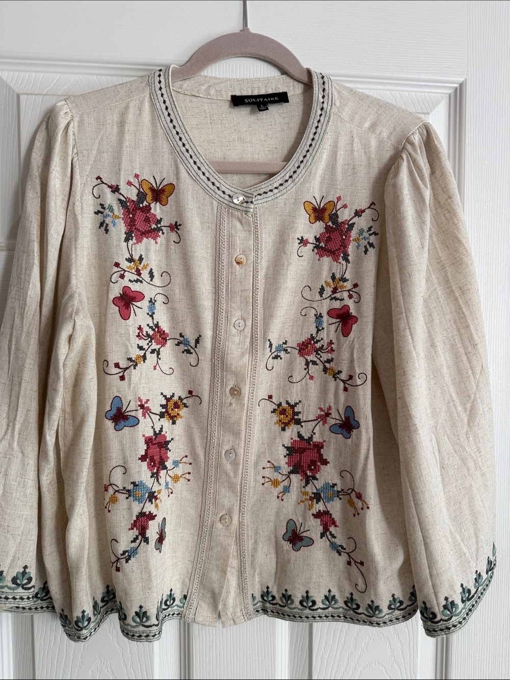 NEW Solitaire Embroidered Button-Front Women's Top L BOHO CARDI OR BLOUSE SKU49